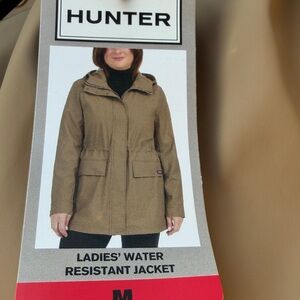Hunter Women's Beige Utility Jacket Water Resistant M NWt